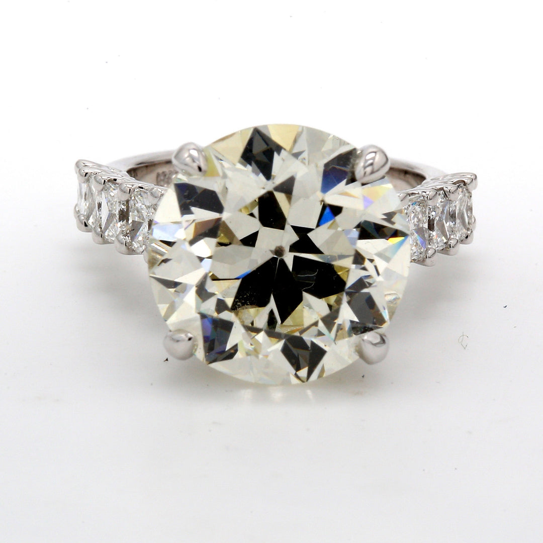Semi-mount in 18K WG shared U-prong set radiant cuts & pave set round diamonds. D2.00ct.t.w.