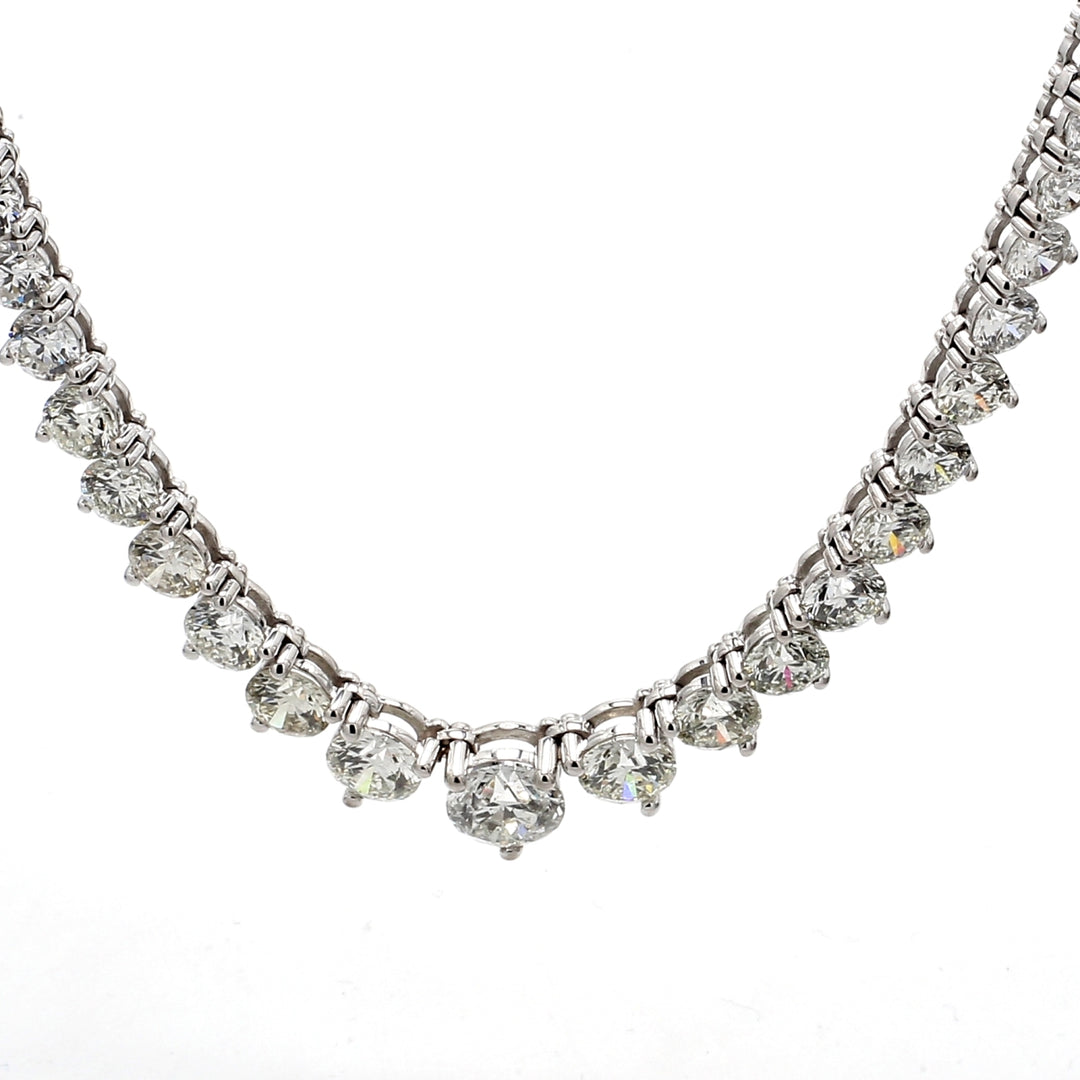 16"" Graduated tennis necklace in 18K WG with 3-prong set round diamonds. D14.60ct.t.w.