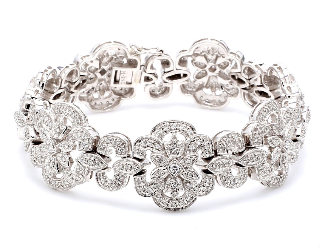 7"" Flower design antique bracelet in 18K WG with round diamonds.  D1.89ct.t.w.
