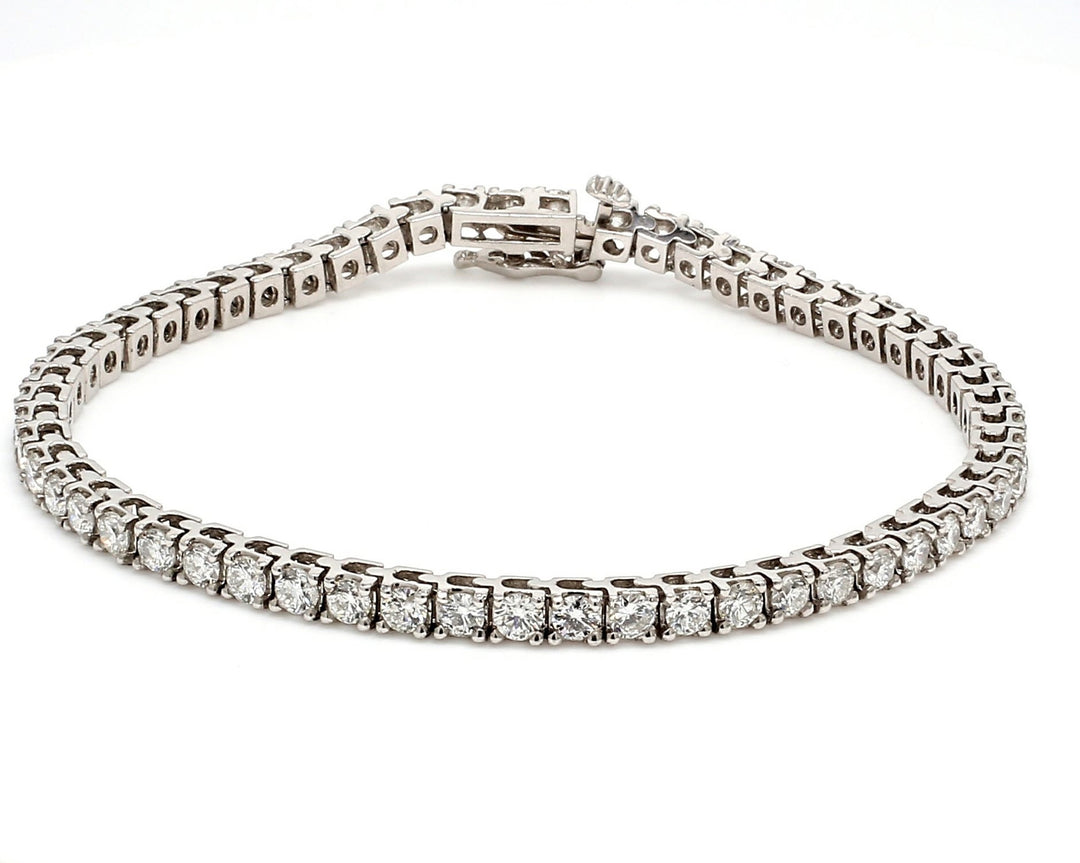7"" Tennis bracelet in platinum with (57) round diamonds.  D4.44ct.t.w.