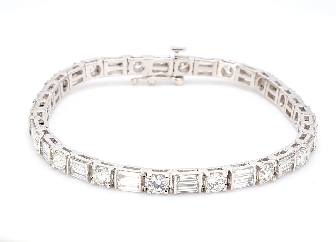 7"" Bracelet with alternating baguettes & round diamonds.  D6.83ct.t.w.