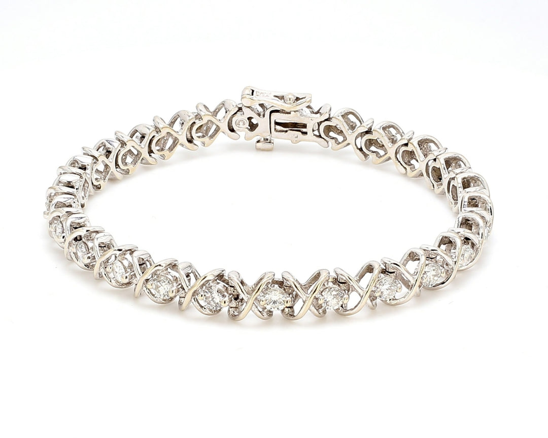 7"" Bracelet with 2-prong set round diamonds.  D2.60ct.t.w.