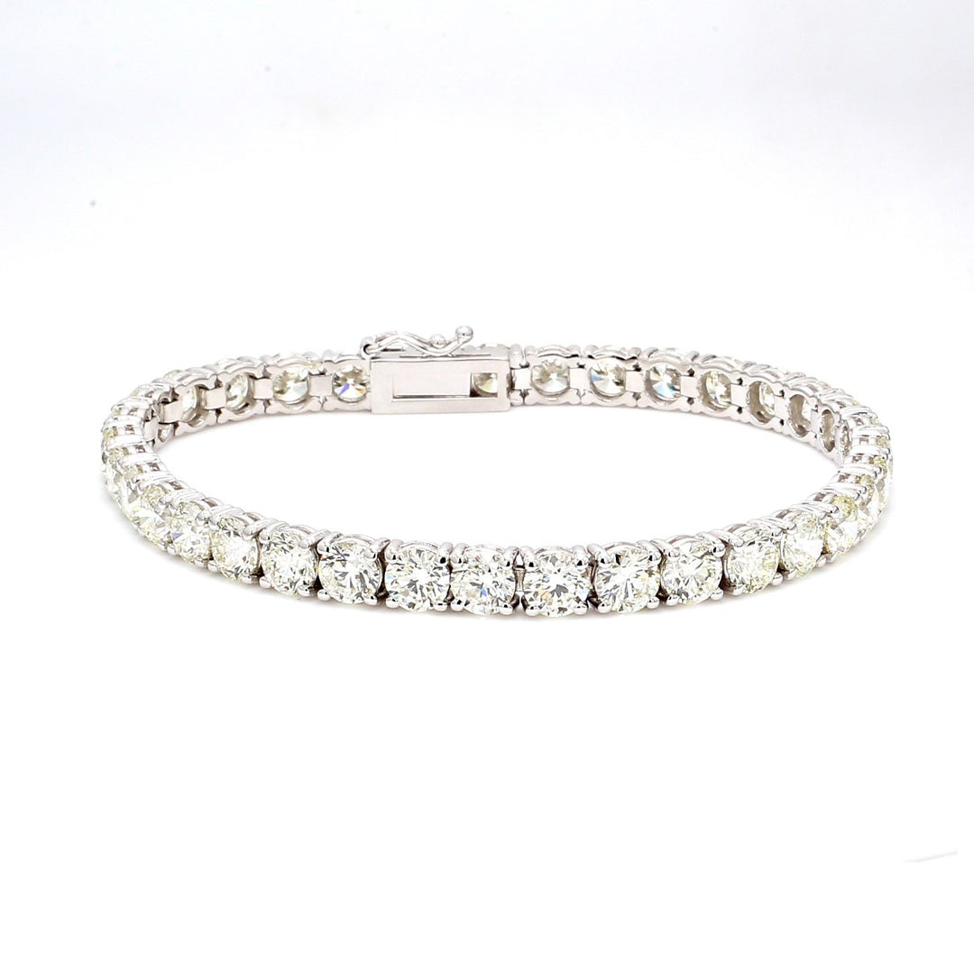 7"" Tennis bracelet with 4-prong set (35) round diamonds.  D16.32ct.t.w.