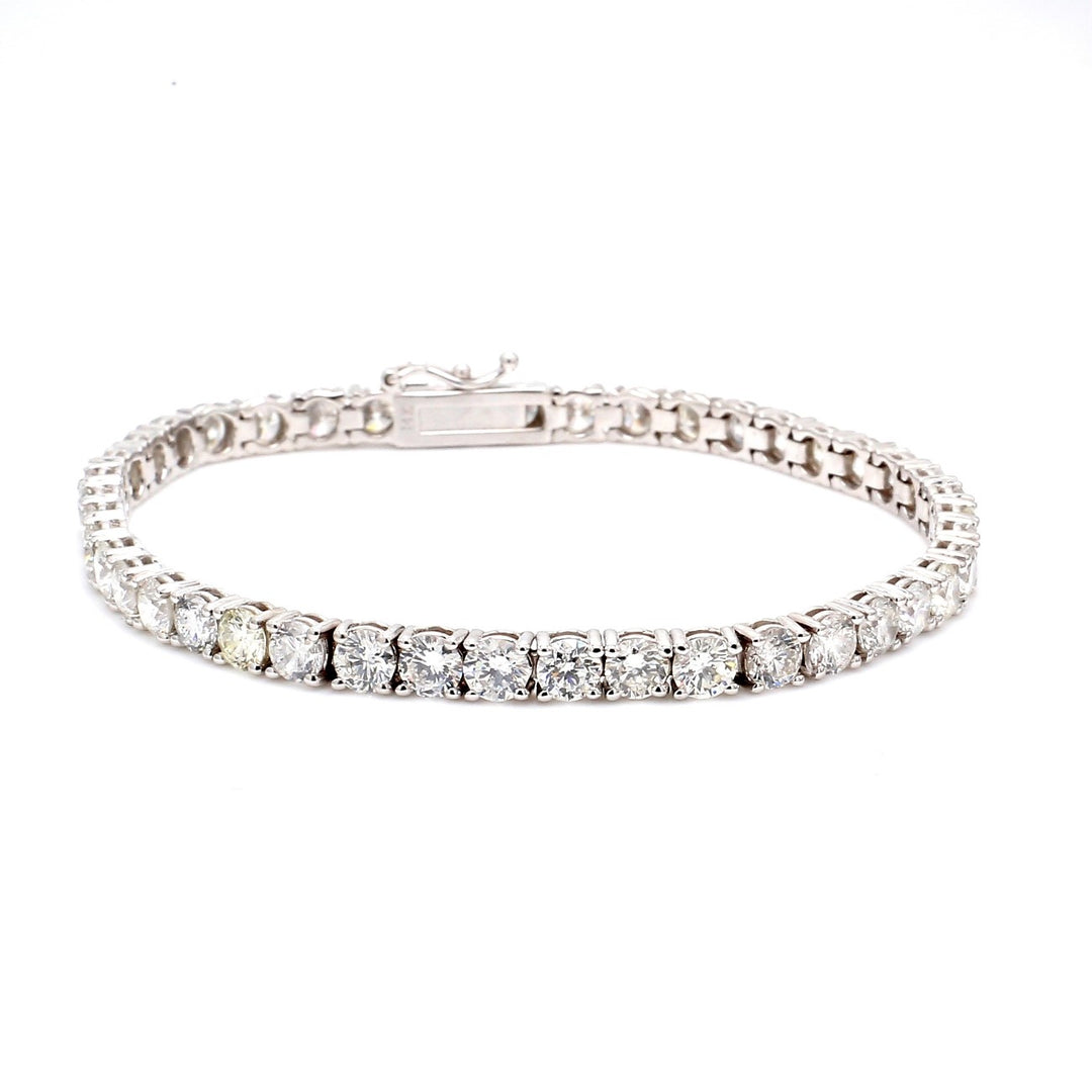 7"" Tennis bracelet with 4-prong set (63) round diamonds.  D5.05ct.t.w.