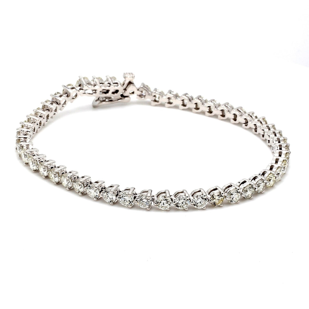 7"" Tennis bracelet with 3-prong set (48) round diamonds.  D7.12ct.t.w.