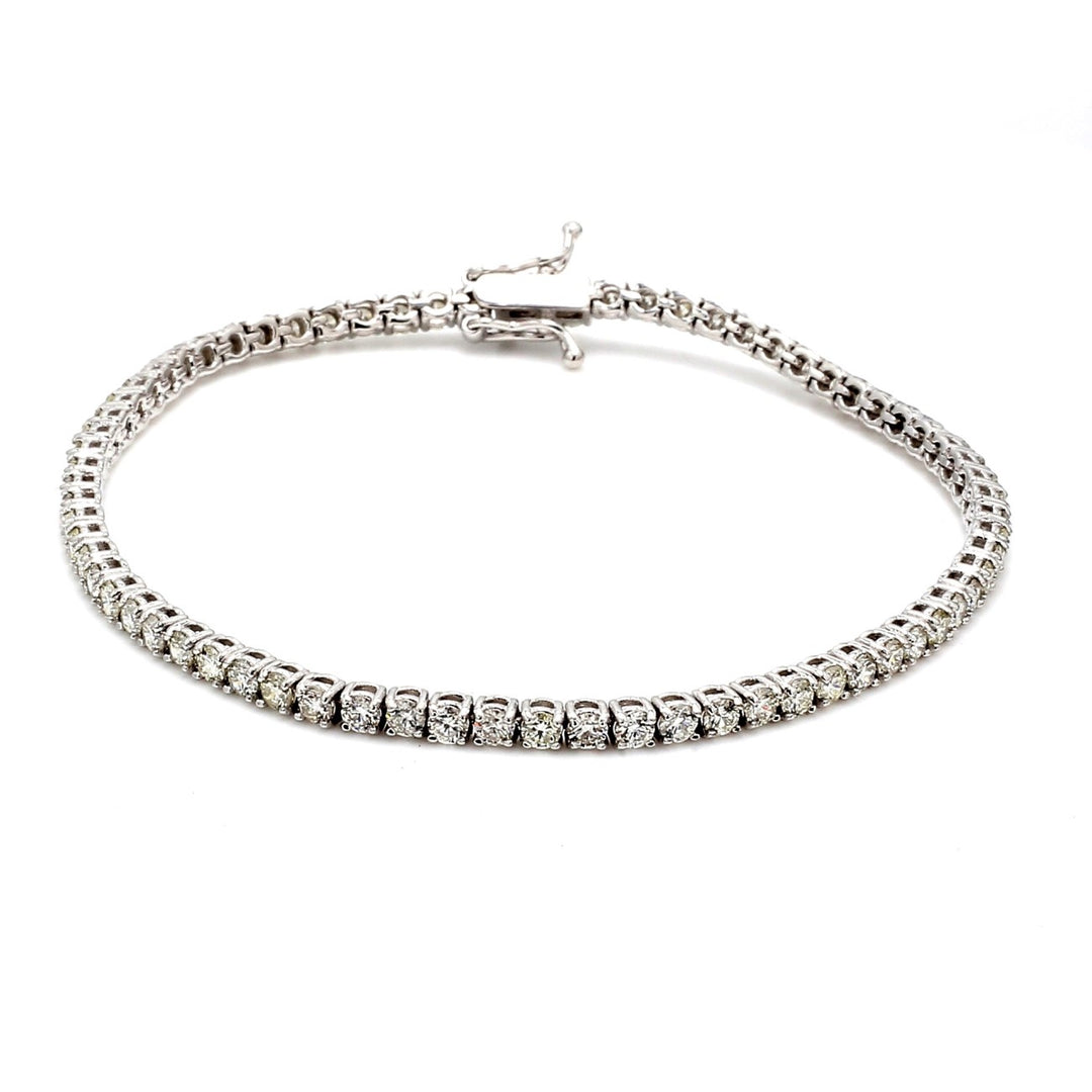 7.25""Tennis bracelet with 4-prong set (71) round diamonds.  D3.66ct.t.w.