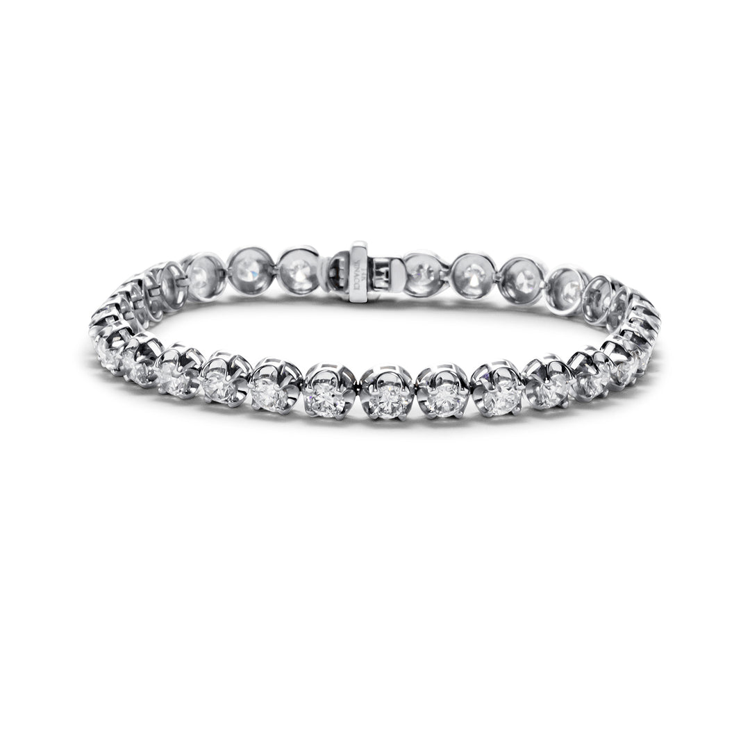 7"" Tennis bracelet with crown head set (30) round diamonds.  D8.18ct.t.w.