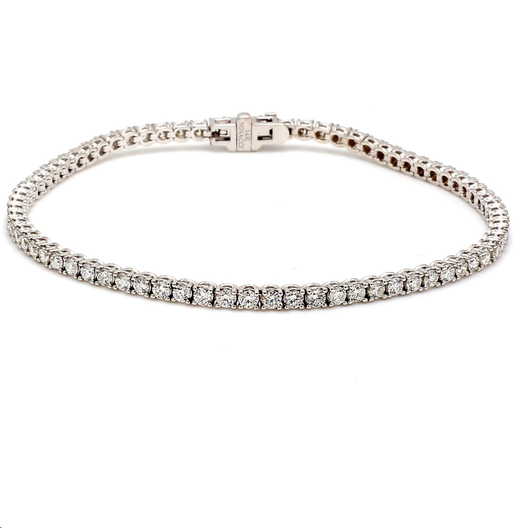 7"" Tennis bracelet with 4-prong set (74) round diamonds.  D2.92ct.t.w.