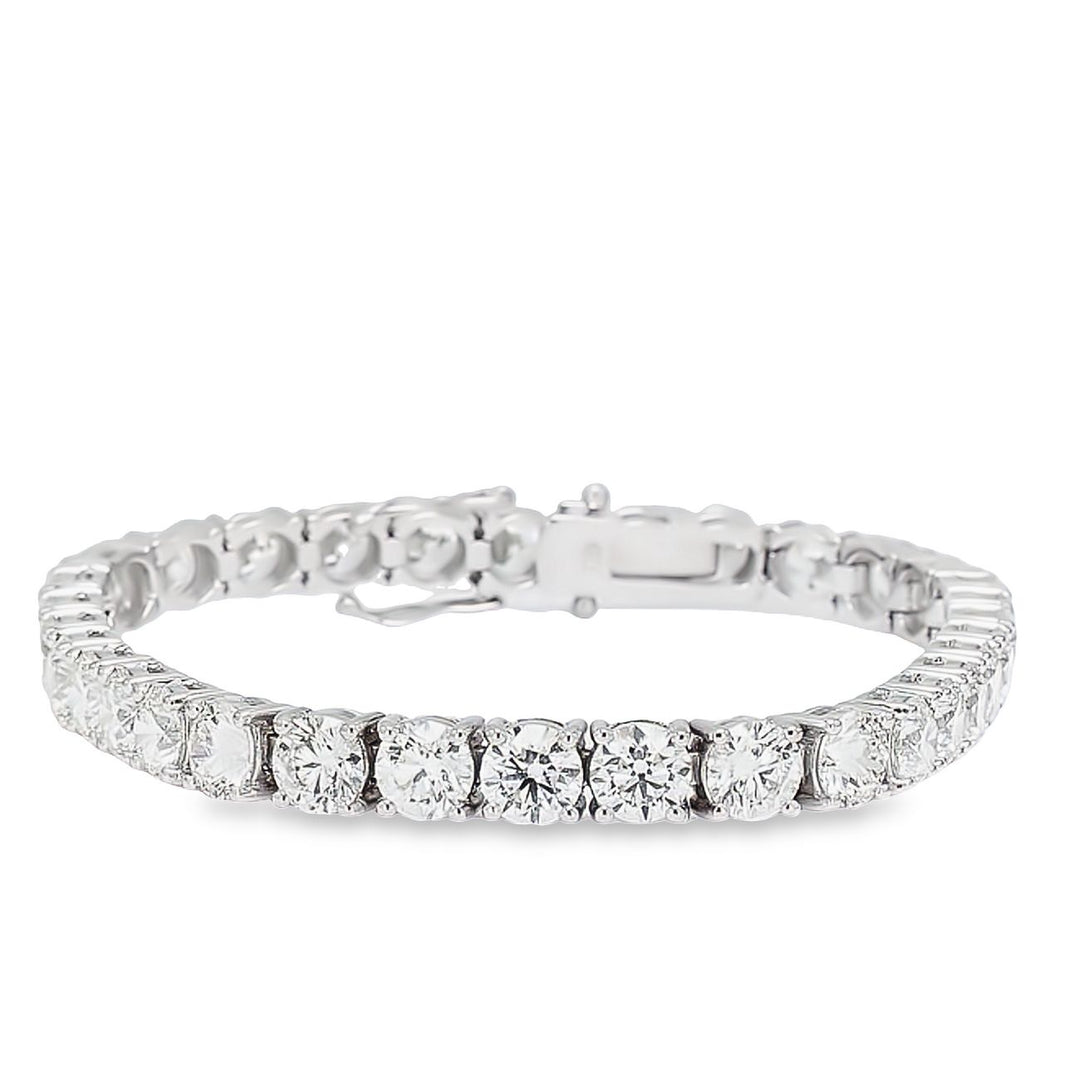 7"" Tennis bracelet with 4-prong set round diamonds.  D9.83ct.t.w.
