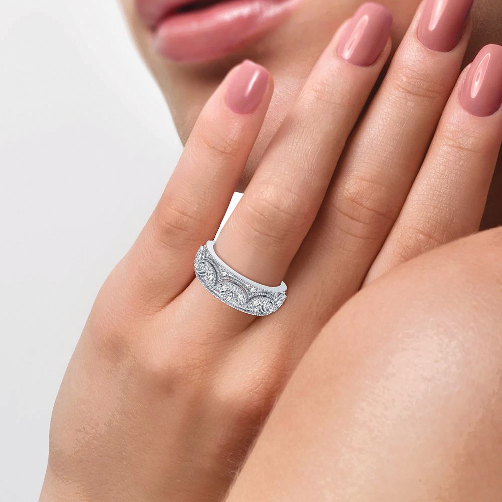 14K 0.20CT Diamond Band